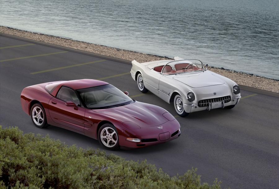  Chevrolet Corvette 1998 года  (фото 23 из 84)